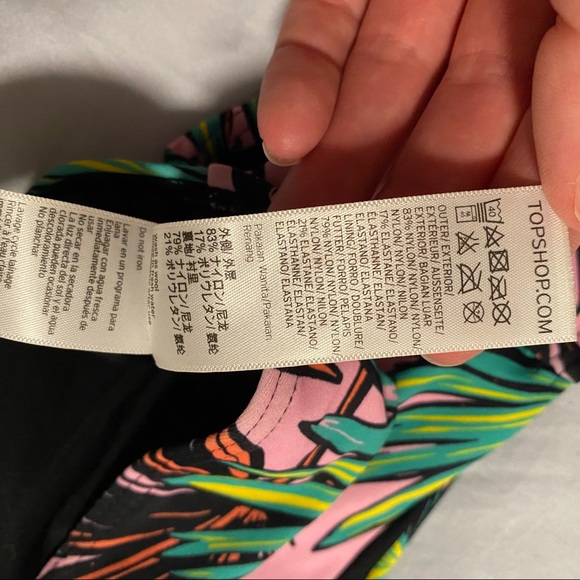 Kendall + Kylie palm print Bardot bikini top and pant, NWOT, Size 12/10 🌊 - Picture 12 of 12